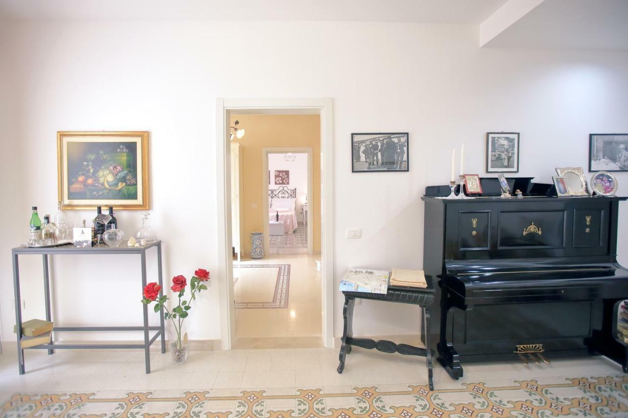 "Suliscenti" Dimora Siciliana B&B อาโวลา ภายนอก รูปภาพ