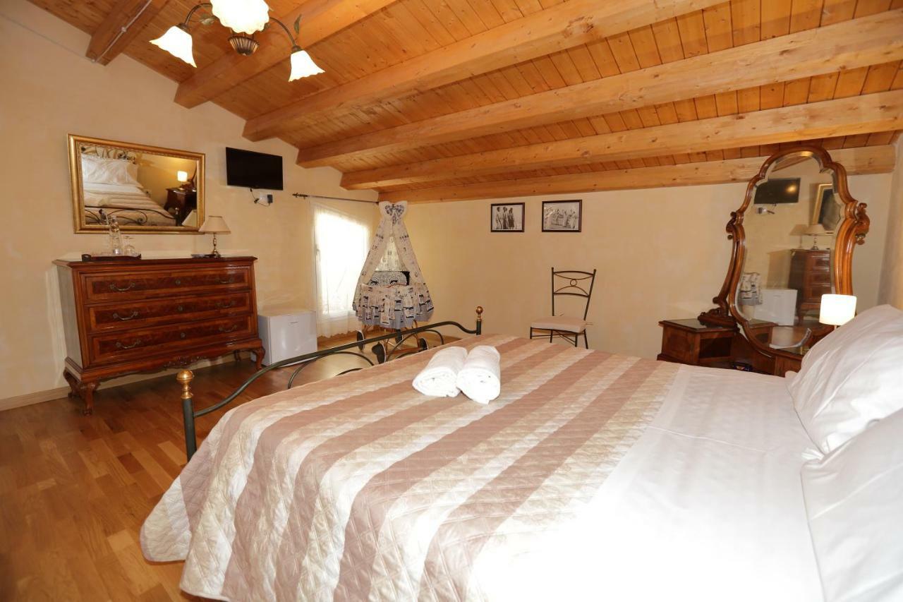 "Suliscenti" Dimora Siciliana B&B อาโวลา ภายนอก รูปภาพ