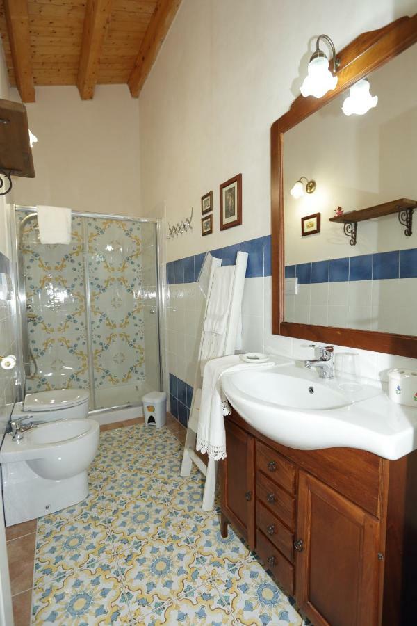 "Suliscenti" Dimora Siciliana B&B อาโวลา ภายนอก รูปภาพ