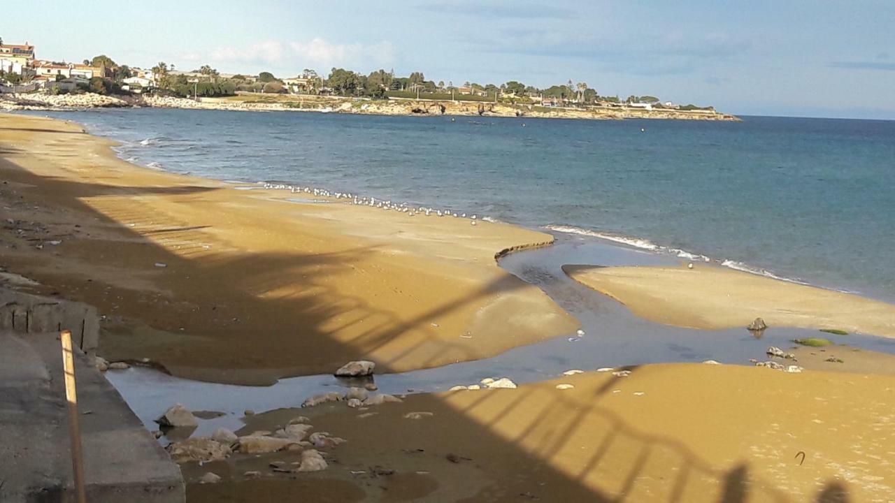 "Suliscenti" Dimora Siciliana B&B อาโวลา ภายนอก รูปภาพ