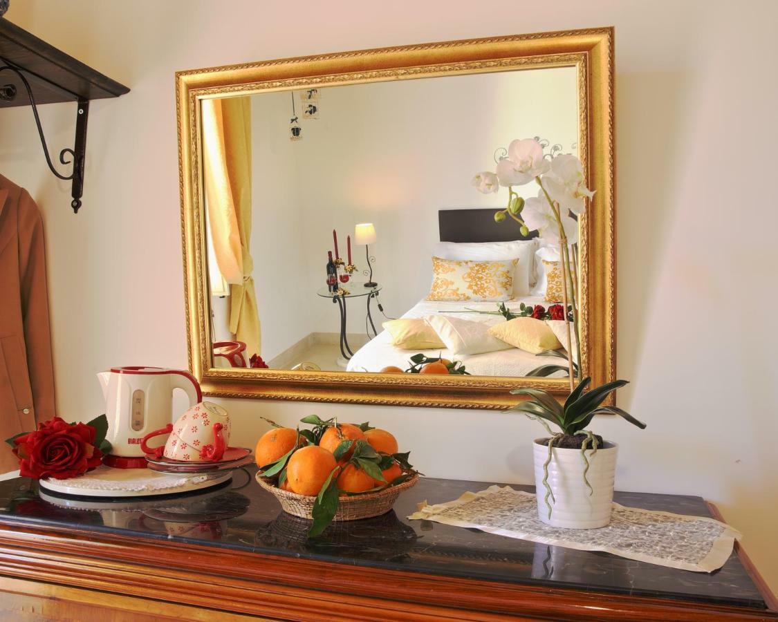 "Suliscenti" Dimora Siciliana B&B อาโวลา ภายนอก รูปภาพ